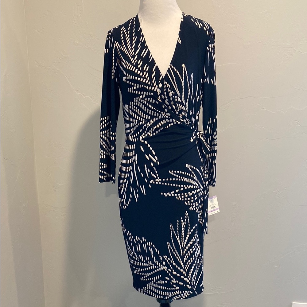 NWT, Anne Klein classic wrap dress.